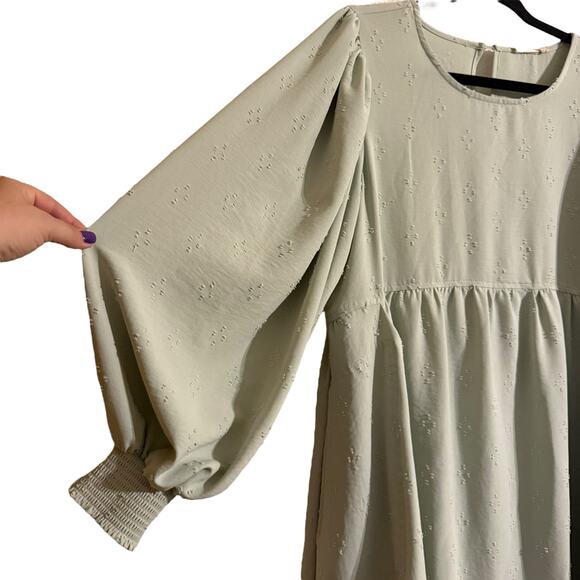 Altar'd State swiss dot long Balloon sleeve sage green loose fit dress size L - Picture 3 of 7